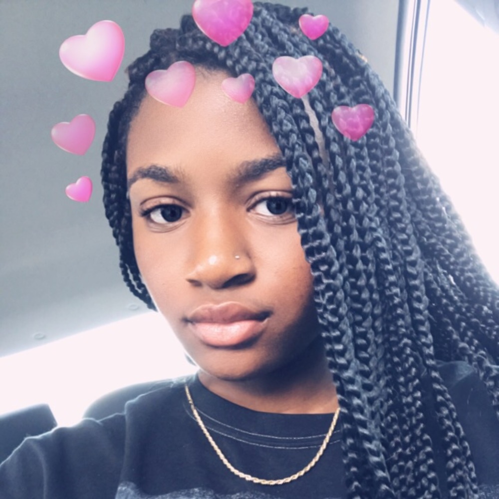 Meet your Posher, Ebony